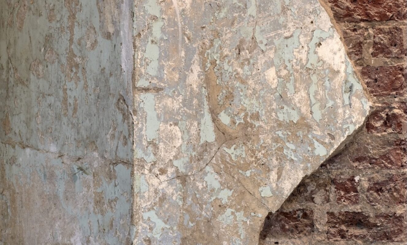 Abney Park Chapel int detail close up