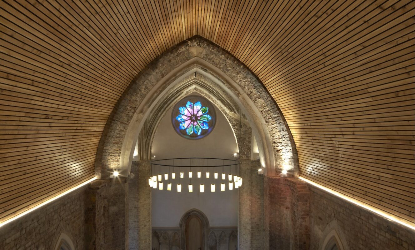 Abney Park Chapel int roof view