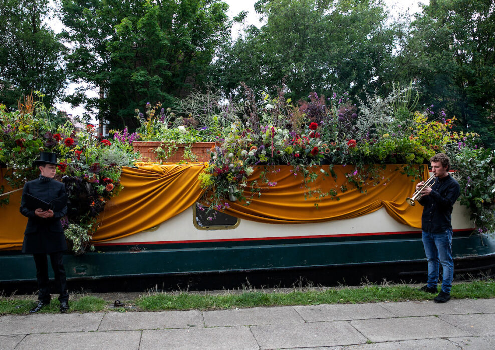 barge